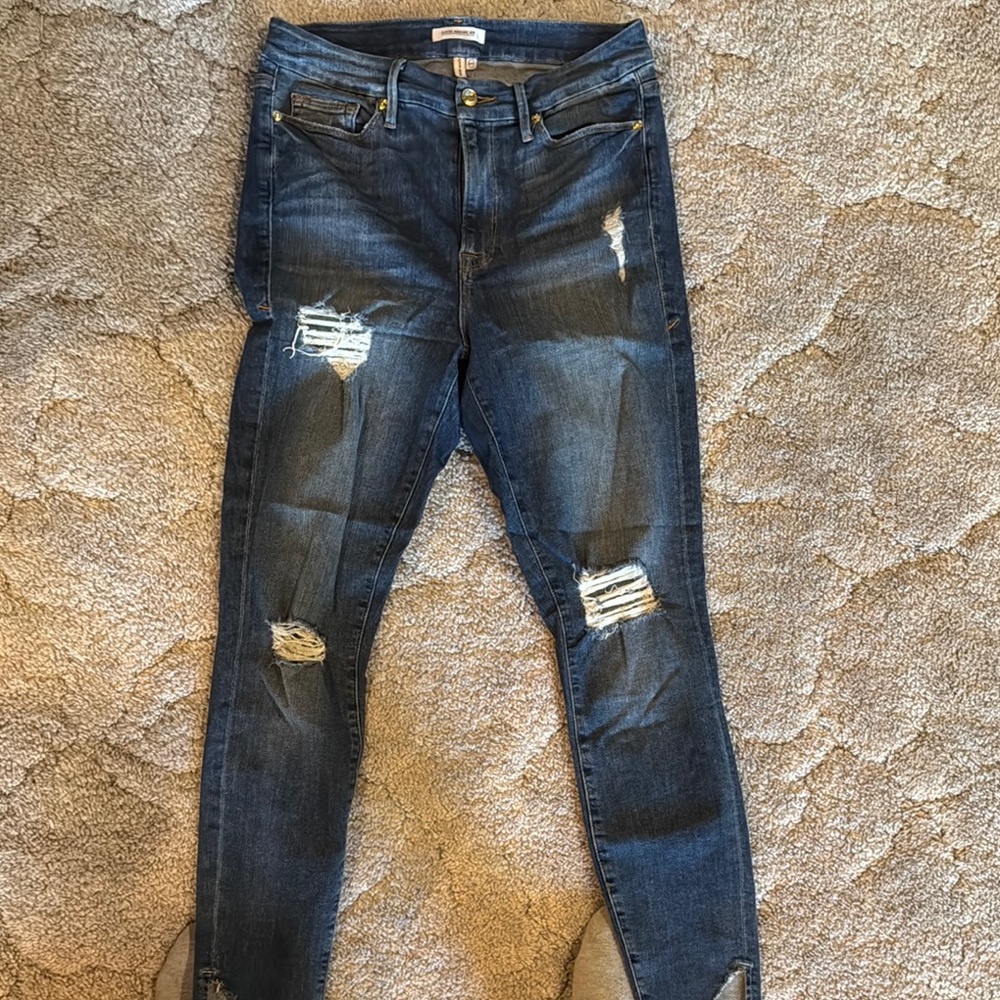 Women's good American Distressed Blue Jeans
